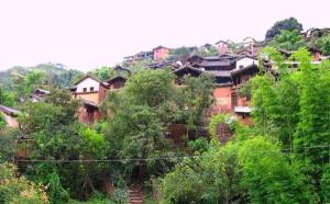 Nuodeng Bai Village